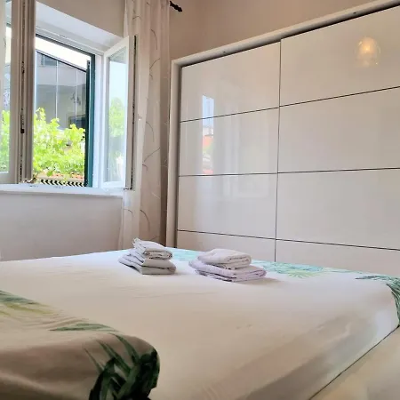 Glorianita Sweethome,Centro, Free Parking,Self Check- In Sibenik Exterior photo
