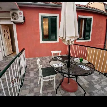 Glorianita Sweethome,Centro, Free Parking,Self Check- In Sibenik Exterior photo